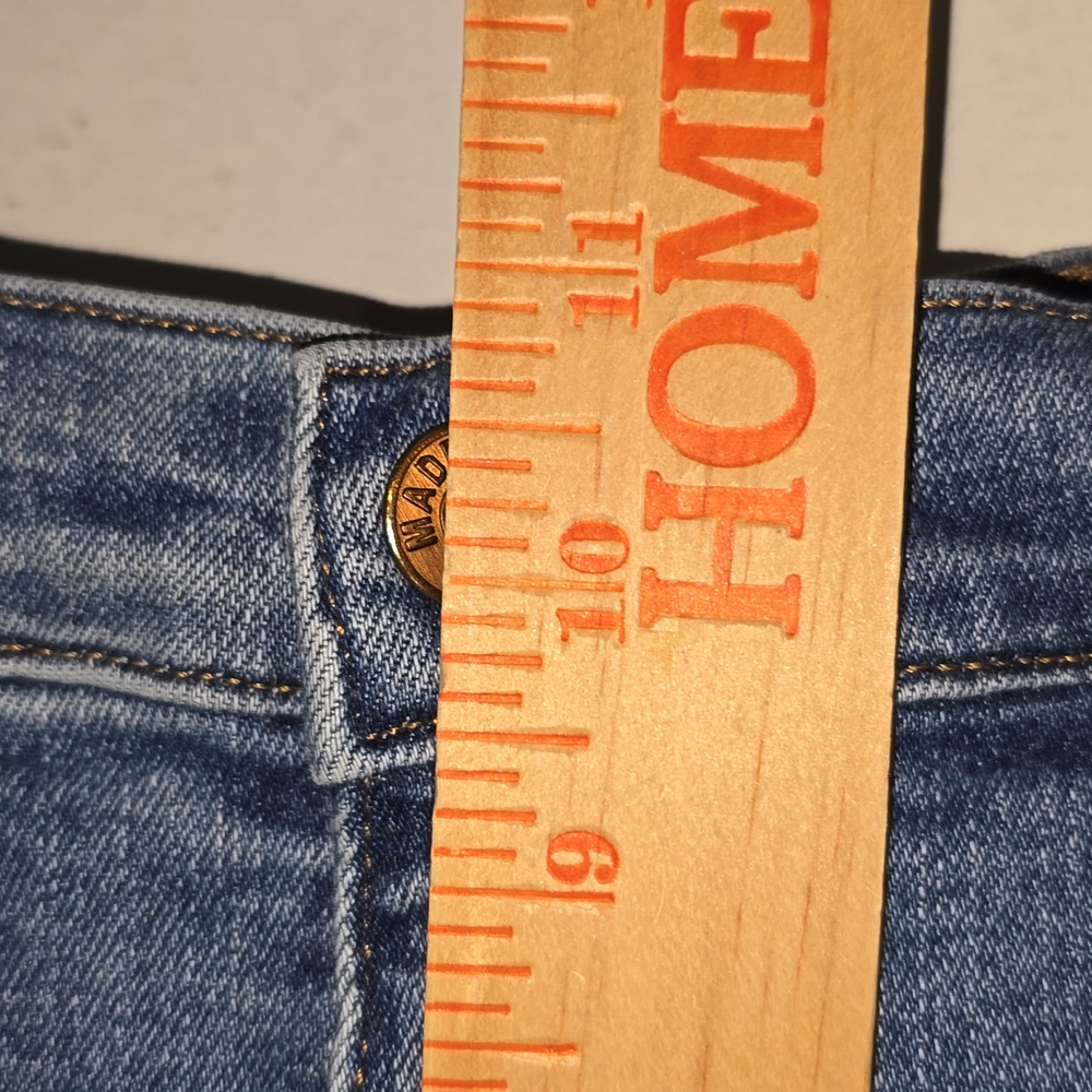 Madewell Mid Rise Kick Out Jean Non Distressed Womens Size 33 - Picture 14 of 16